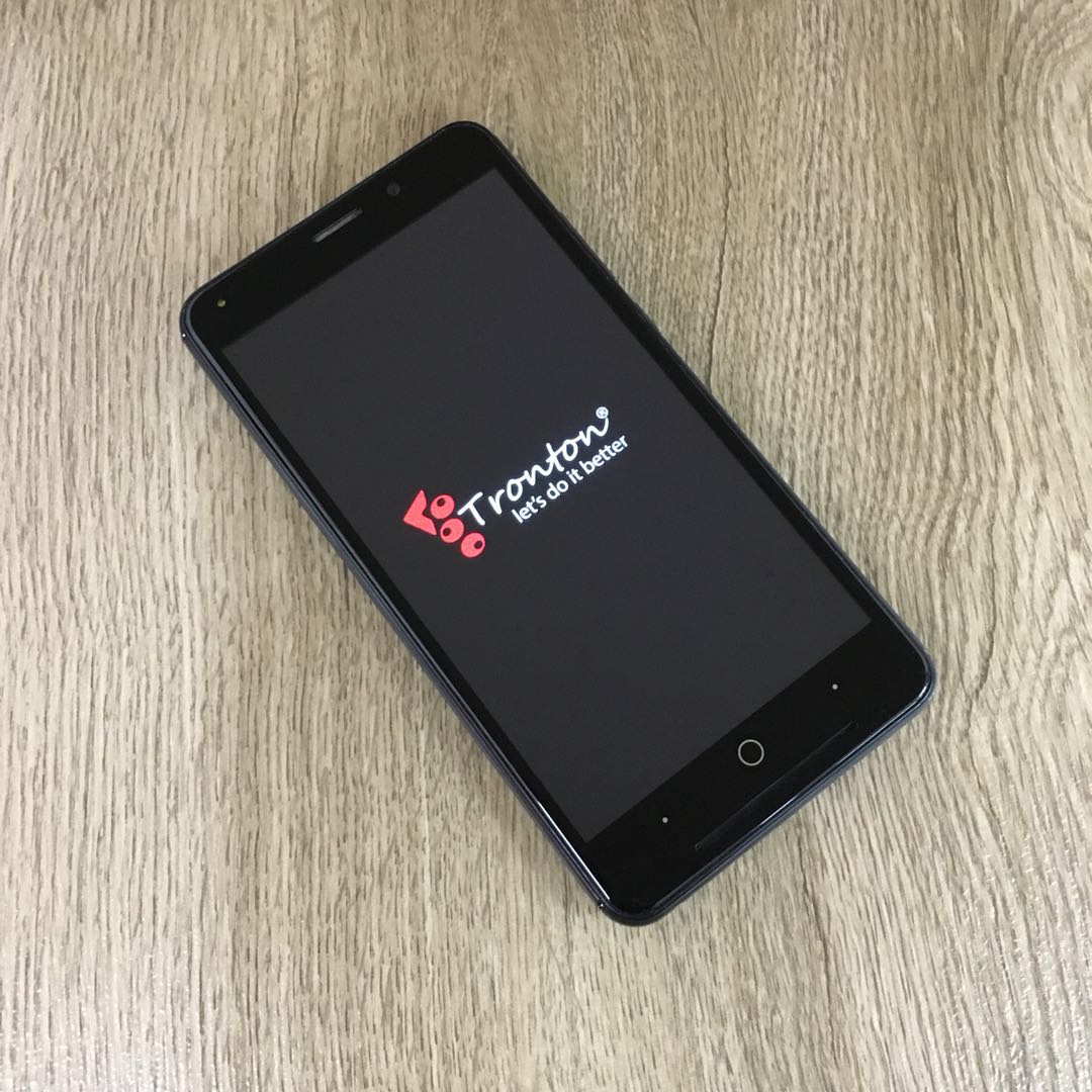 (BLACK)TRONTON X3 5''INCH ANDROID PHONE (Ready Stock)